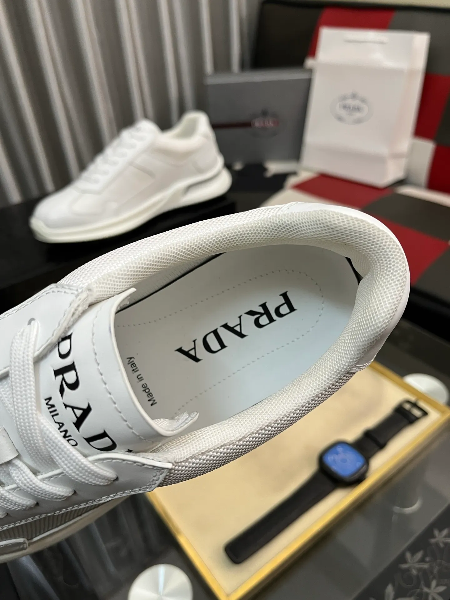 Men's shoes 💰600⌚️⌚️【PRADA】Prada casual shoes, originally developed 1:1, made of high-mercerized cowhide with imported cowhide, silk sheepskin lining, rubber outsole, comfortable and soft on the foot, size: 38-442️⃣Colors available